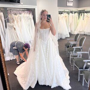 Elizabeth Lee Wedding Dress